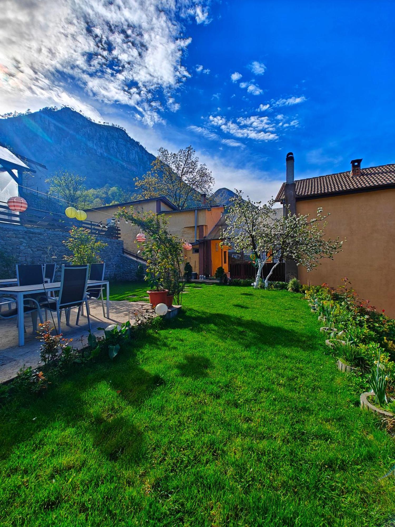 Casa Miclau Apartment Байле Херкулане Екстериор снимка