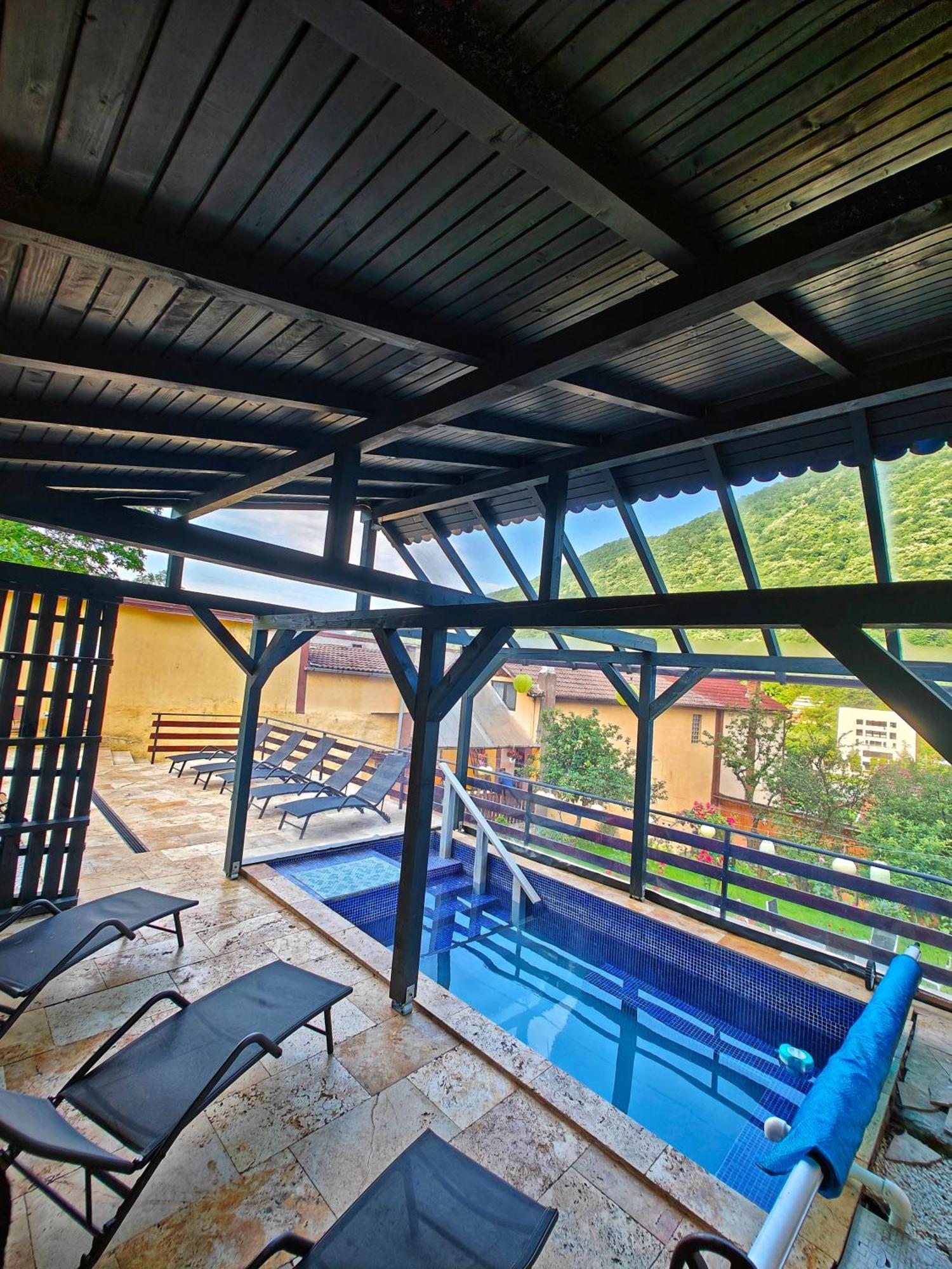 Casa Miclau Apartment Байле Херкулане Екстериор снимка