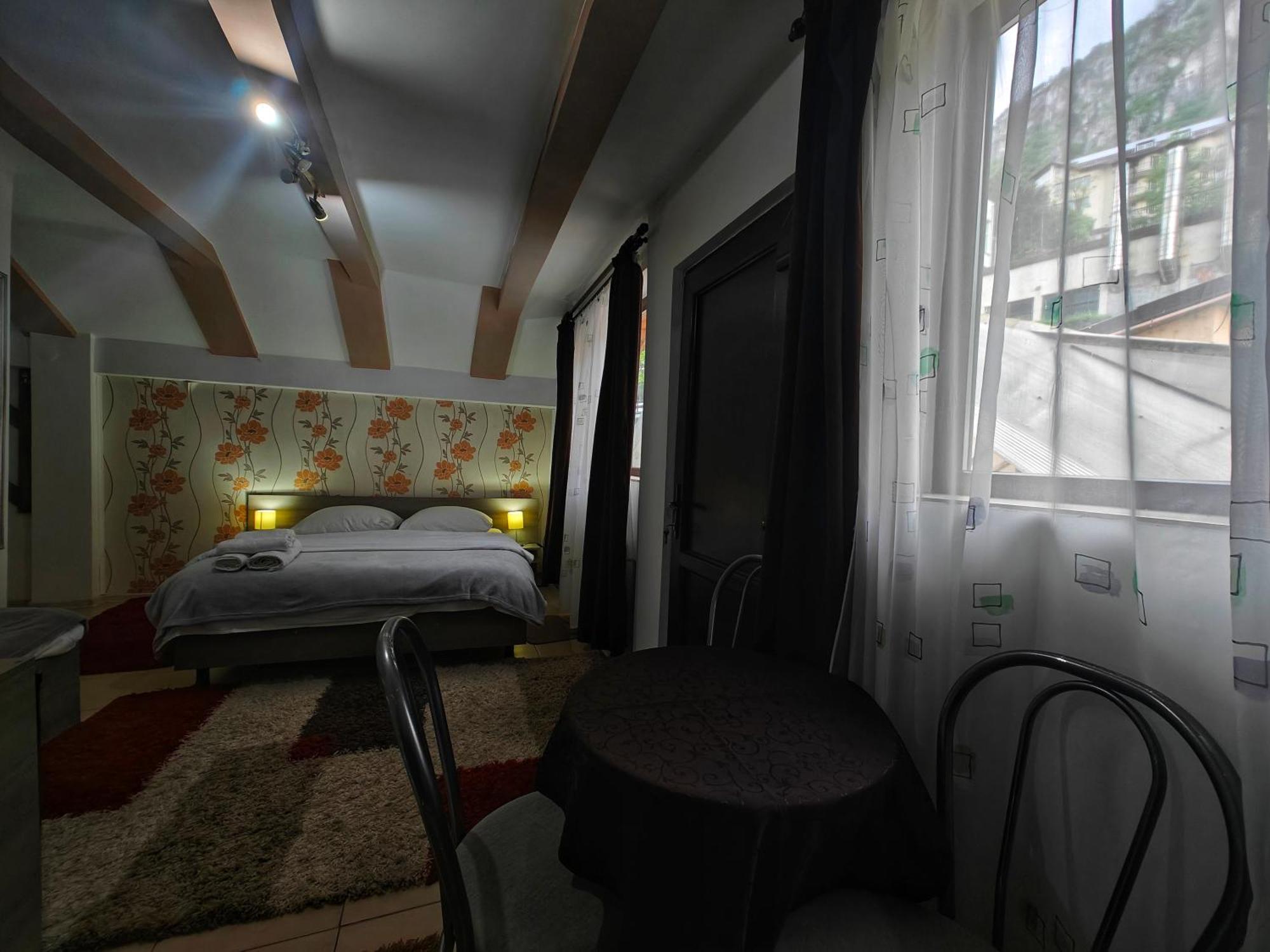 Casa Miclau Apartment Байле Херкулане Екстериор снимка