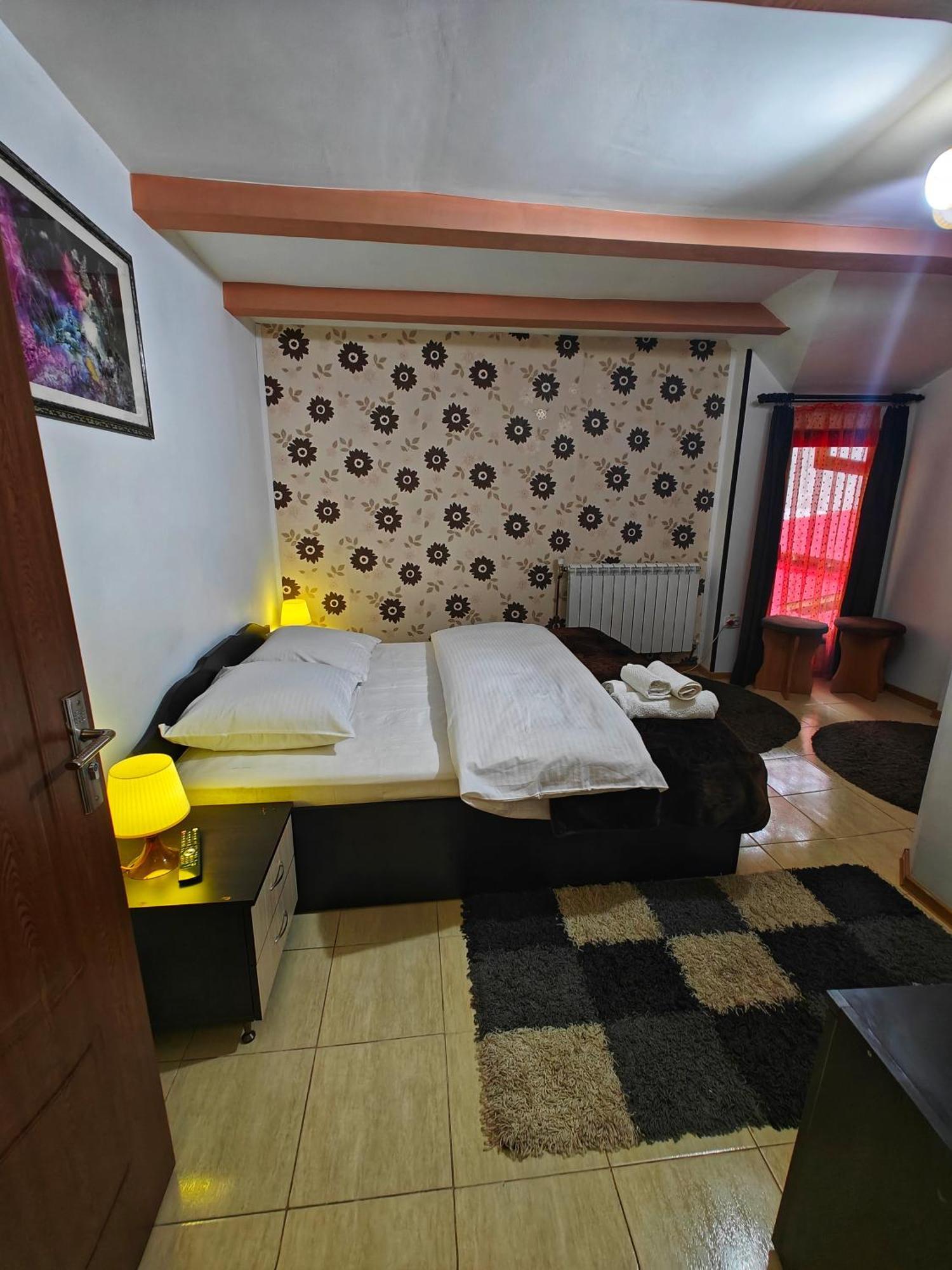 Casa Miclau Apartment Байле Херкулане Екстериор снимка